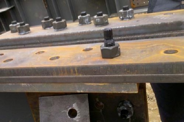 鋼結(jié)構(gòu)加工出現(xiàn)變形問題，山西鋼結(jié)構(gòu)廠家這么辦