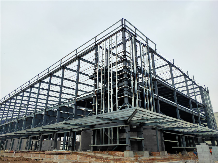 山西鋼結(jié)構(gòu)廠家施工動態(tài)-中通快遞太原運(yùn)轉(zhuǎn)中心施工現(xiàn)場